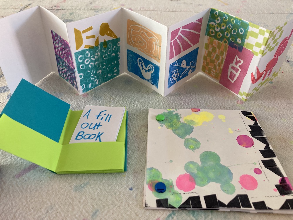 Bookmaking for 6-8s: Mondays at 3:30 (Late Winter 2023)